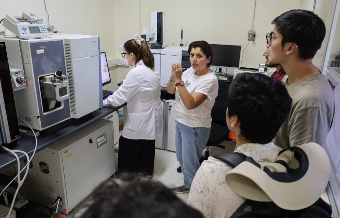Visita Delegación UdeC-4 Estudiantes de la Universidad de Concepción recorren laboratorios del ICA3 en visita técnica a la UOH