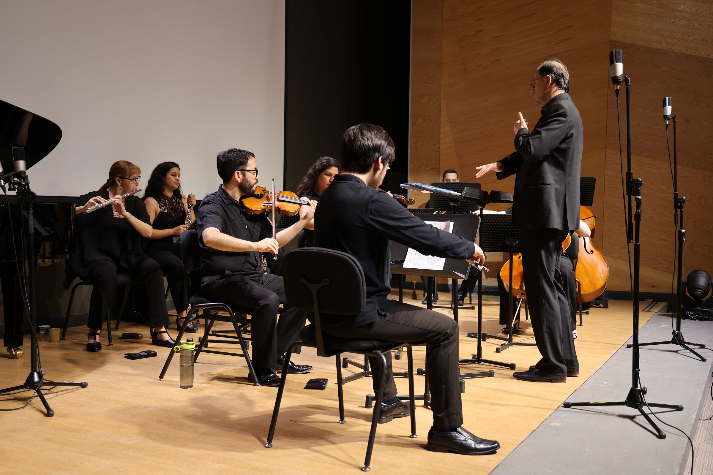 UOH impulsa histórico hito cultural con orquesta profesional regional