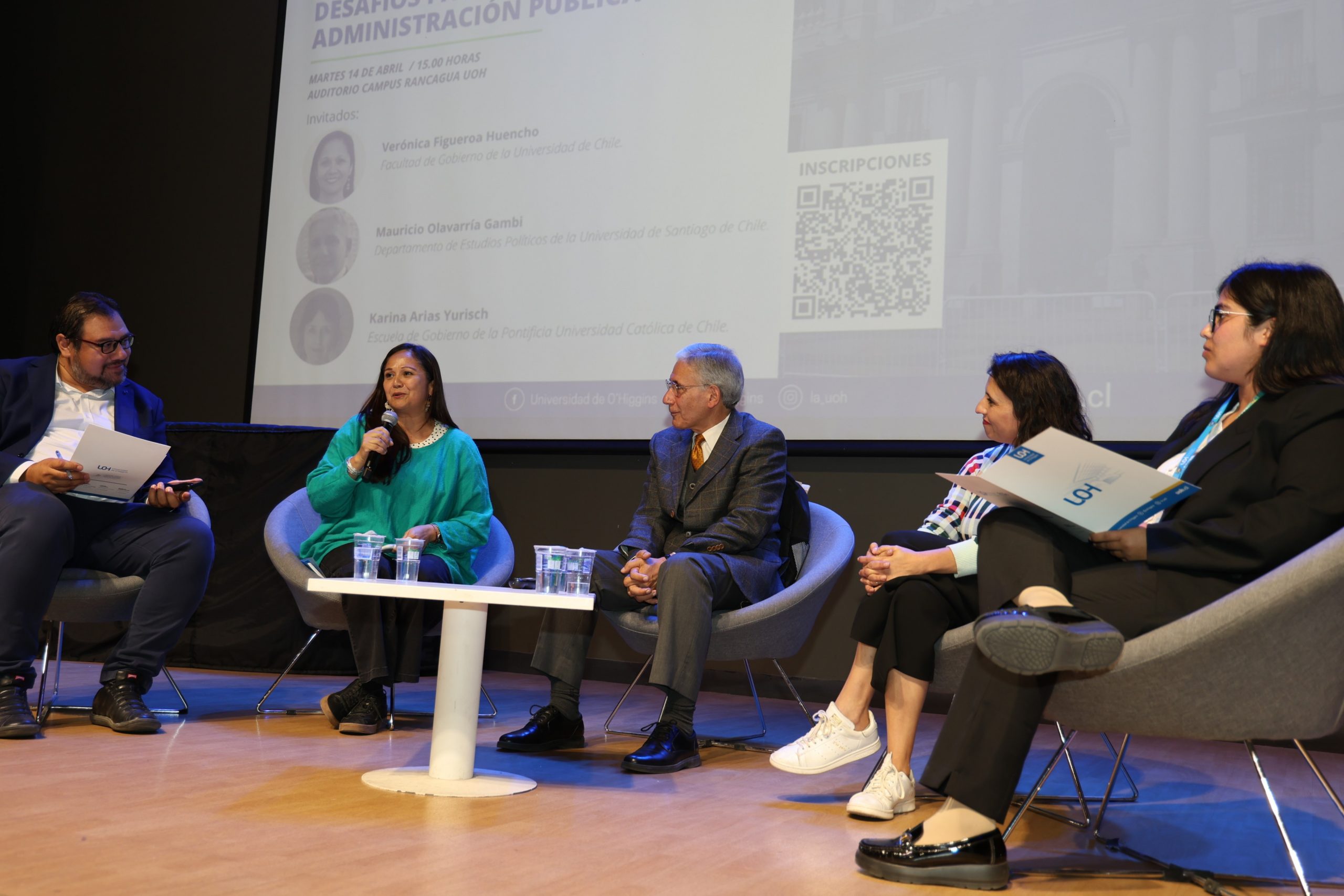 UOH realizó conversatorio sobre los desafíos de la administración pública en contextos de transformación