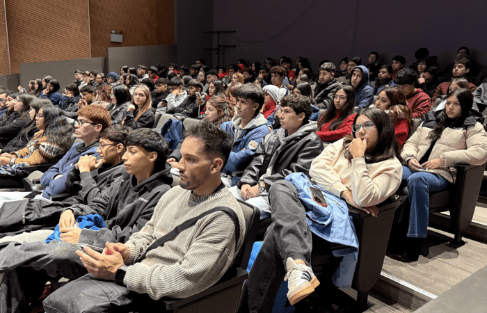 3° Seminario de Kinesiología UOH abordó desafíos clínicos, APS y proyección profesional en la práctica actual