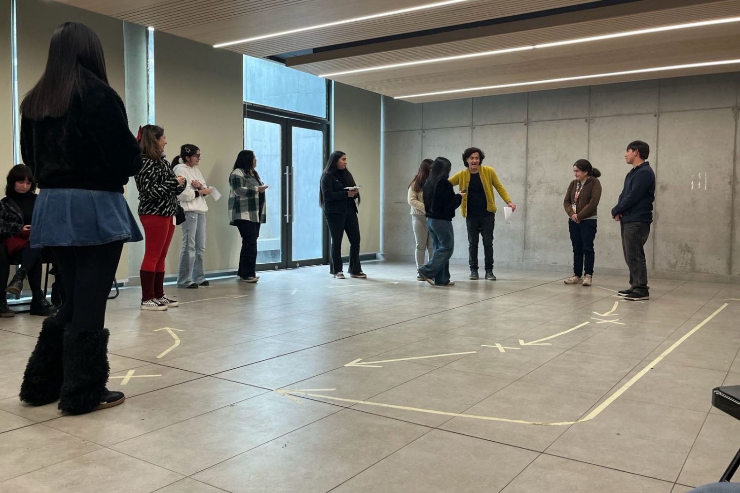 Estudiantes de Pedagogía en Lenguaje y Comunicación participaron en taller sobre narración oral y cuentos populares Estudiantes de Pedagogía en Lenguaje y Comunicación participaron en taller sobre narración oral y cuentos populares