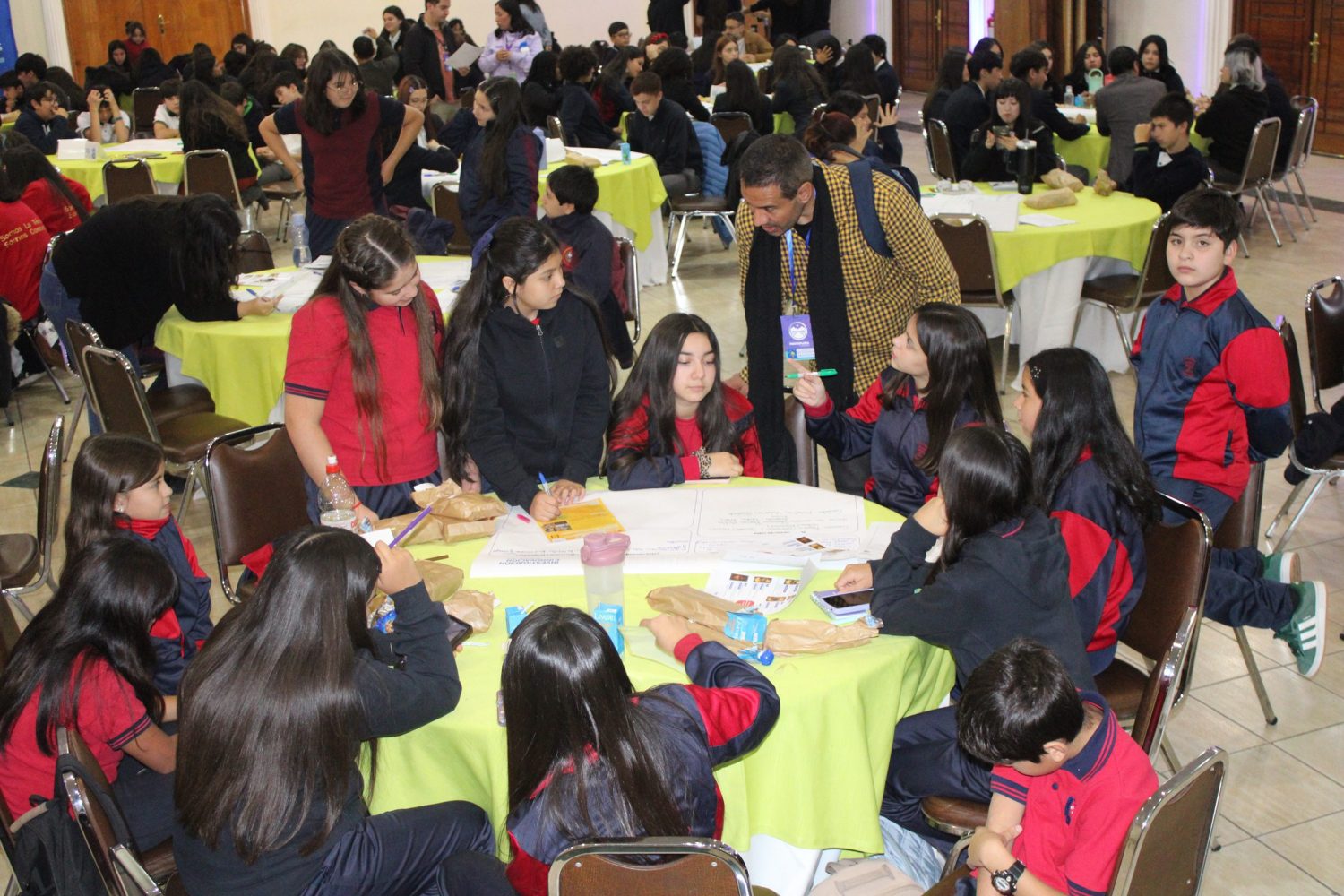 Más de 400 personas participaron en los primeros encuentros presenciales de Investigación e Innovación Escolar del PAR Explora O'Higgins