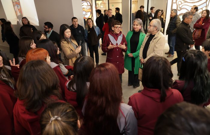 Exposición Tapices del Mono González - Campus Rancagua.-32 (1) UOH inaugura muestra textil inspirada en obras del reconocido muralista Mono González