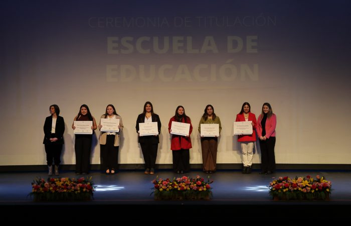 Titulación Escuela de Educación 2026-808 Titulaciones UOH: Escuela de Educación tituló a profesionales que inician su camino en la pedagogía