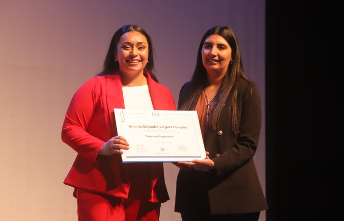 Titulación Escuela de Salud 2026-260 Titulaciones UOH: Nuevas generaciones de Terapia Ocupacional y Enfermería inician su camino profesional