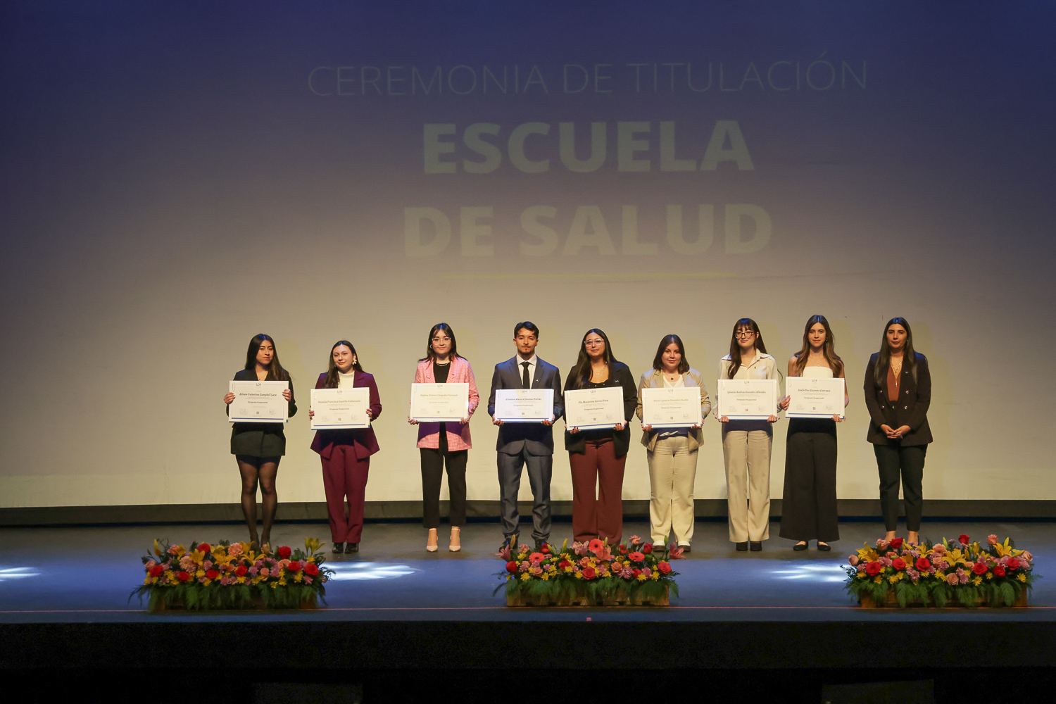 Titulaciones UOH: Nuevas generaciones de Terapia Ocupacional y Enfermería inician su camino profesional