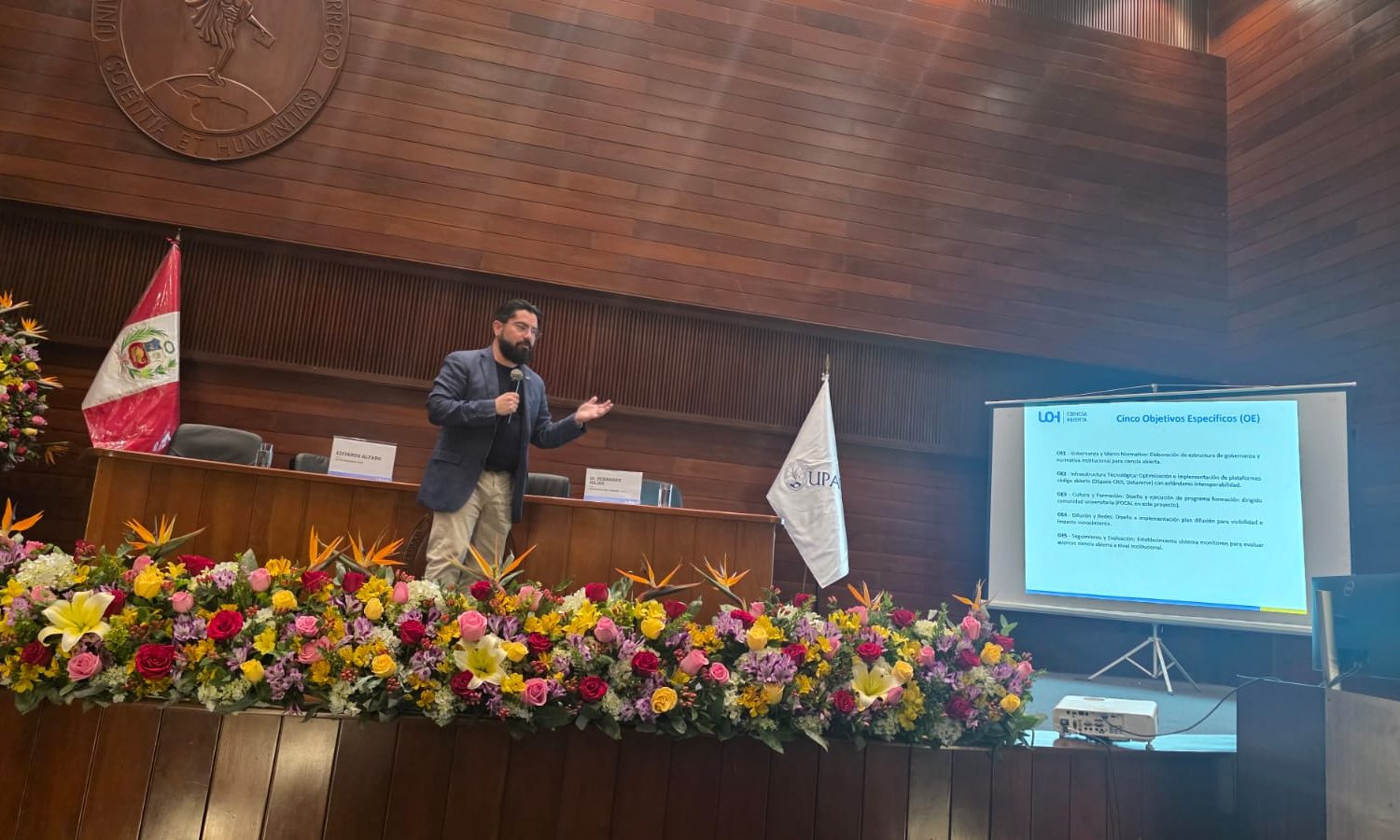 8225 Unidad de Bibliotecas presentó su experiencia en el VIII Congreso Internacional de Bibliotecas Universitarias