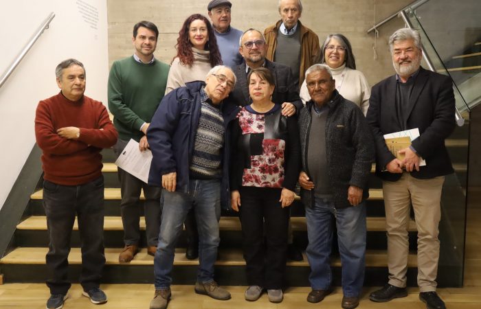 Entrega Documental Museo de la Memoria 12 UOH entrega al Museo de la Memoria documental sobre expresos políticos de O'Higgins