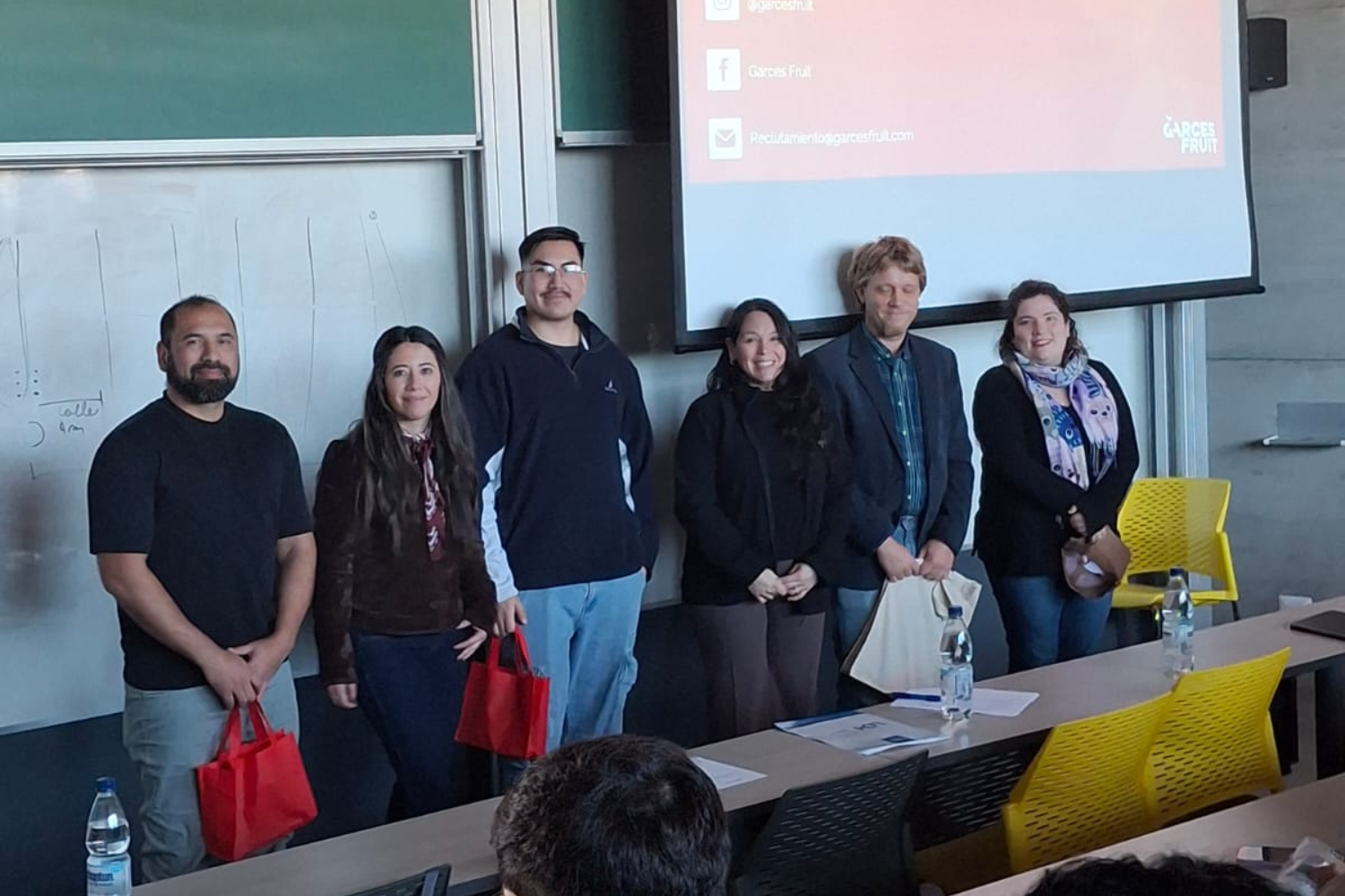 Escuela de Ingeniería fortalece la formación de sus estudiantes con masterclass sobre ingeniería de datos aplicada a la agroindustria