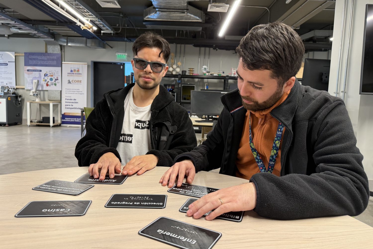 IMG_5879 “Priorizaron nuestra opinión por sobre todo”: estudiantes valoran nueva señalética en Braille para avanzar hacia una UOH más inclusiva