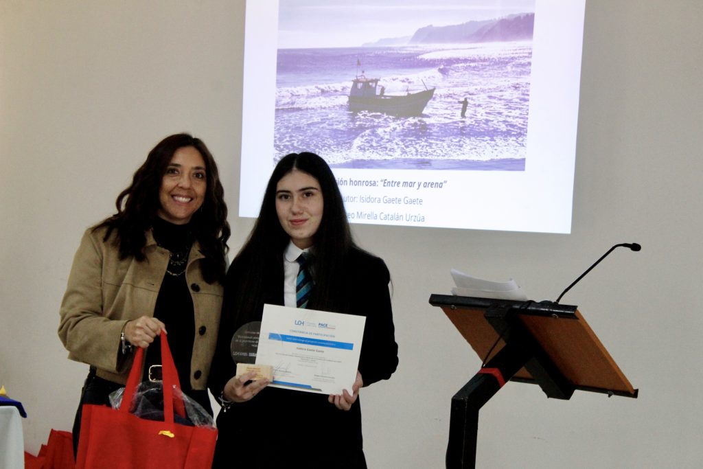 _MG_0143 Estudiante que capturó recolección del cochayuyo gana el concurso de fotografía del PACE UOH