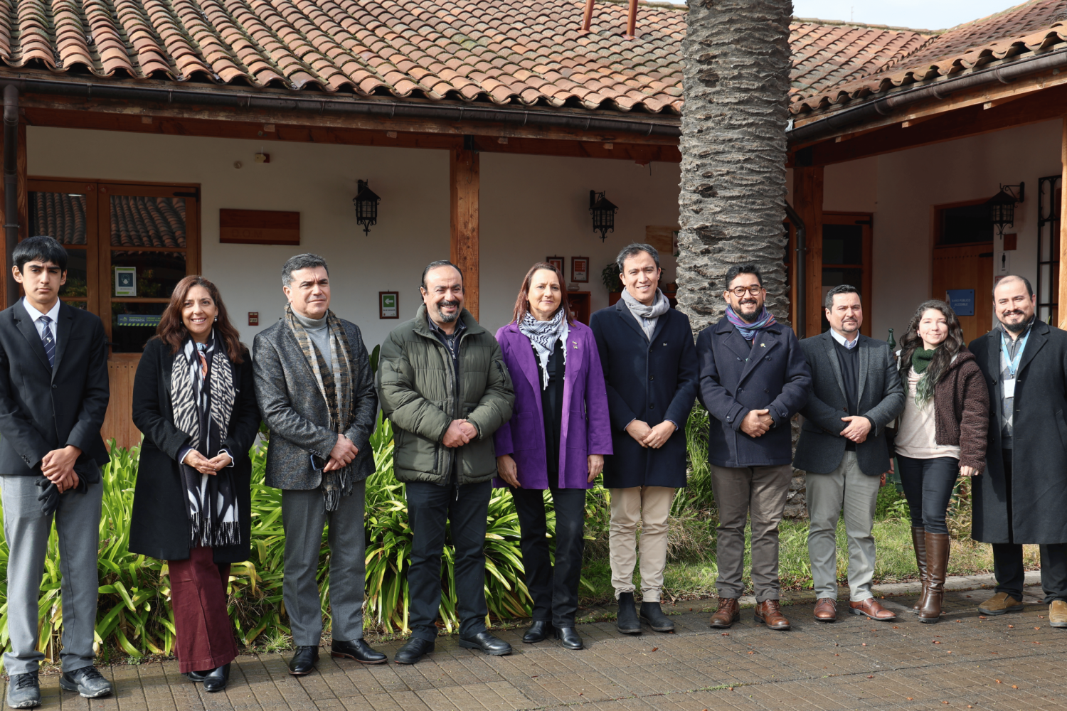 Visita Peralillo 08 Rectora UOH ofrece charla magistral a comunidad de Liceo Bicentenario Víctor Jara de Peralillo y refuerza vínculo con alumnos en el marco del programa PACE