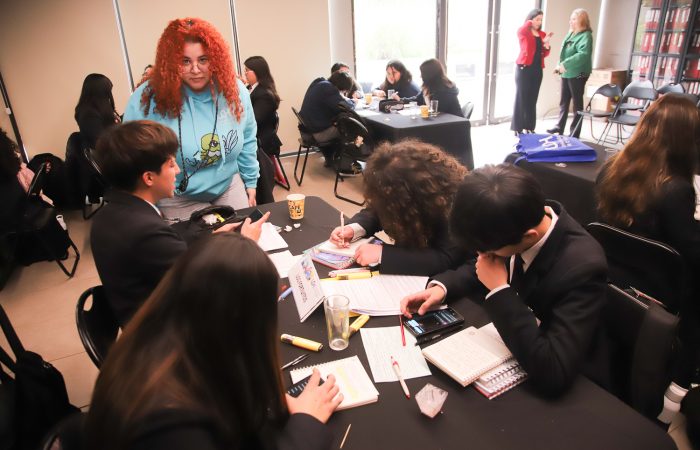 TRABAJANDO En la UOH se escogió al ganador regional del Torneo Delibera