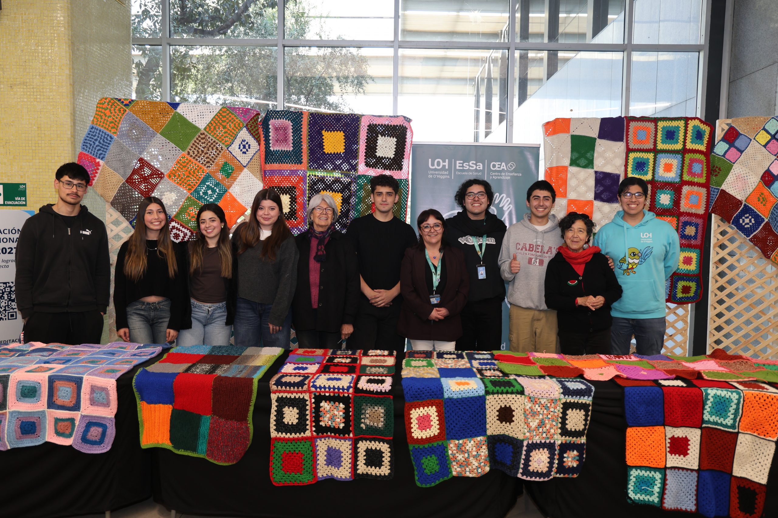 Universidad de O’Higgins teje solidaridad con las personas mayores