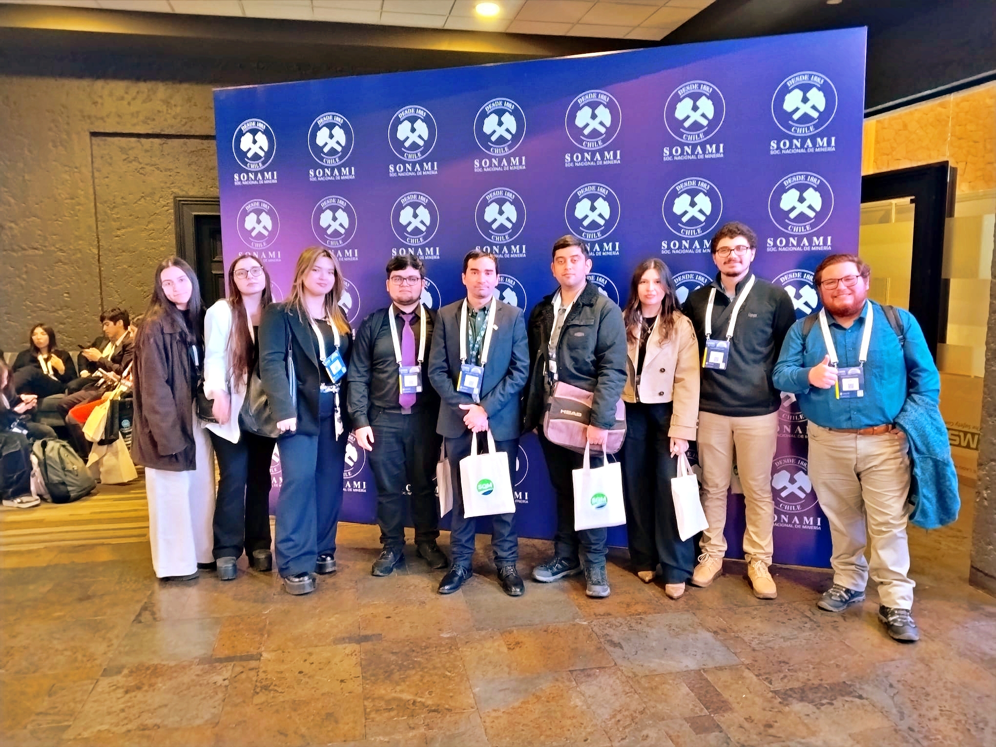 Estudiantes de Ingeniería Civil Geológica conocieron los desafíos y oportunidades de la minería en Cumbre Sonami