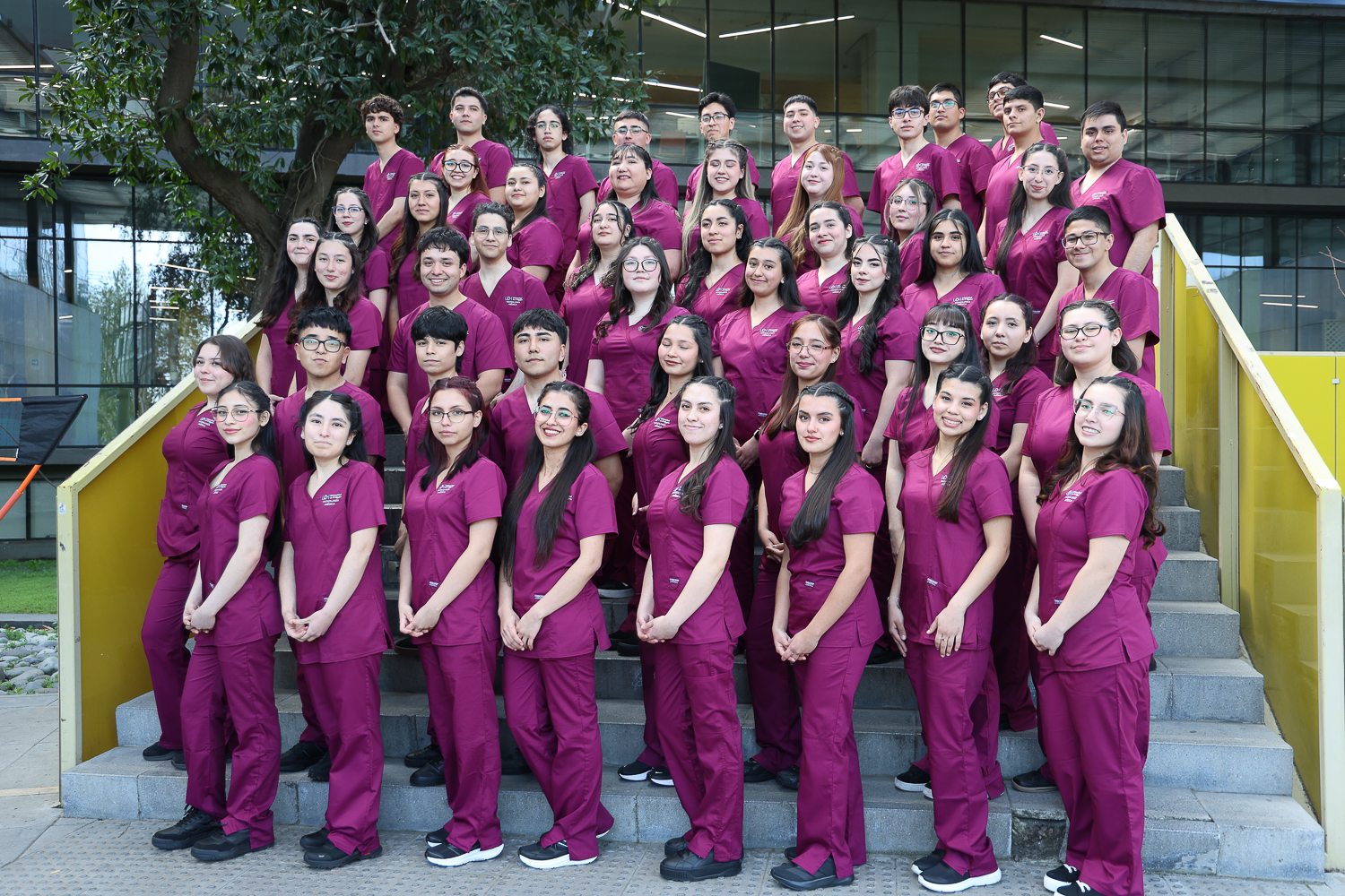 Estudiantes de Tecnología Médica dieron un nuevo paso hacia la práctica clínica con su investidura