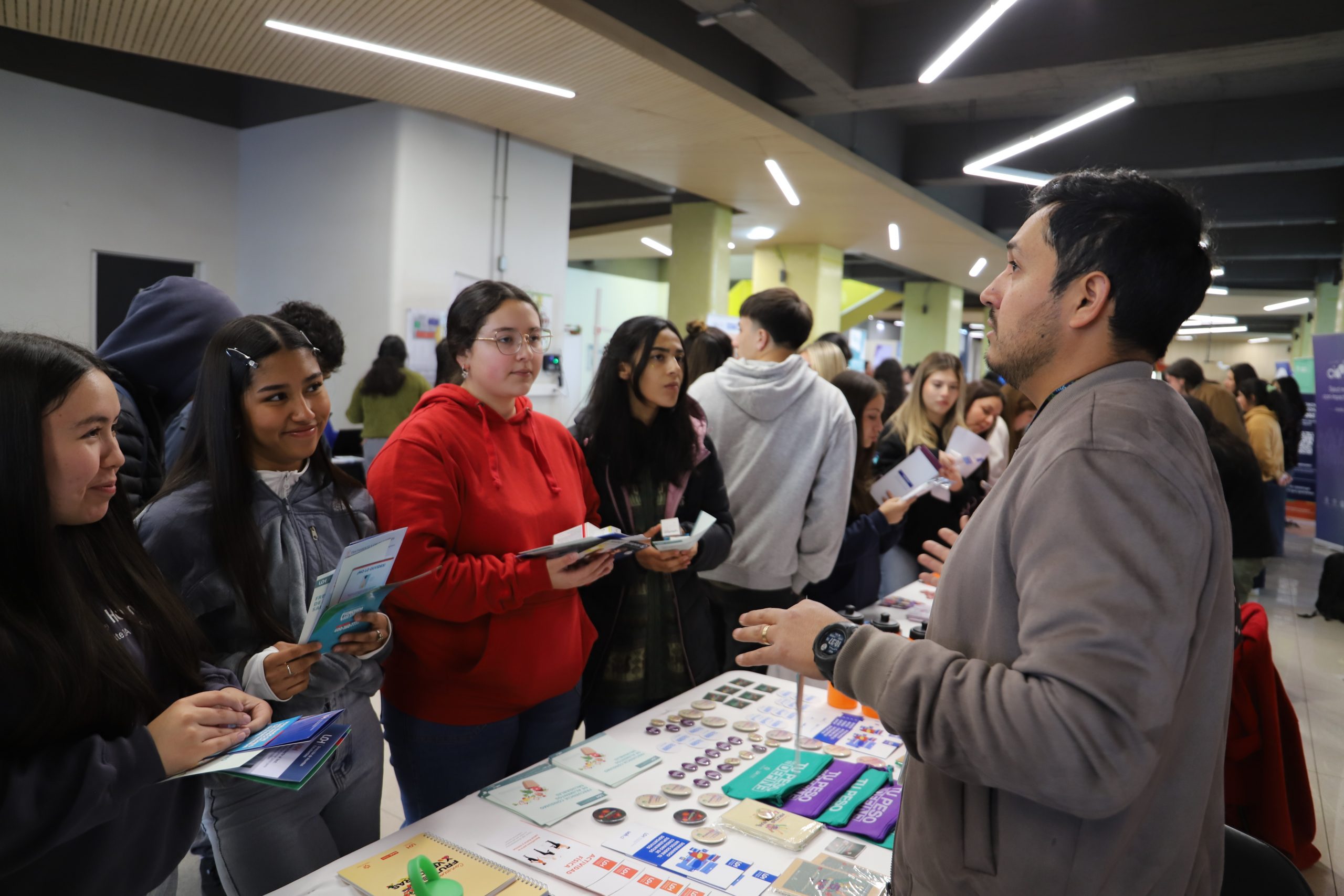 Pedagogía en Ciencias Naturales acerca la modelización científica a docentes de la Región de O’Higgins