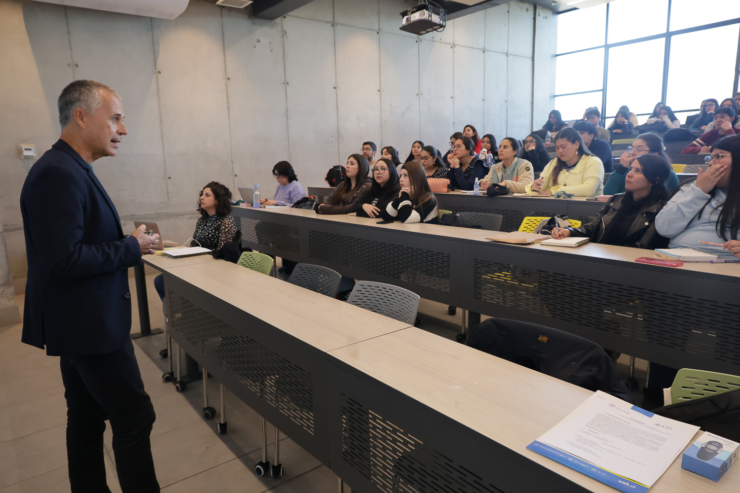 Experto español visitó la UOH y entregó claves para aprender matemáticas desde la infancia