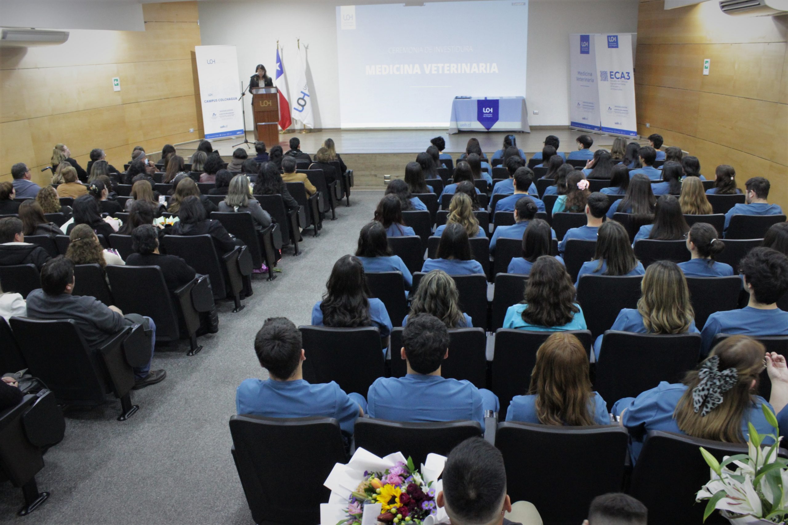 Medicina Veterinaria UOH celebra su semana con investiduras, charlas y actividades estudiantiles