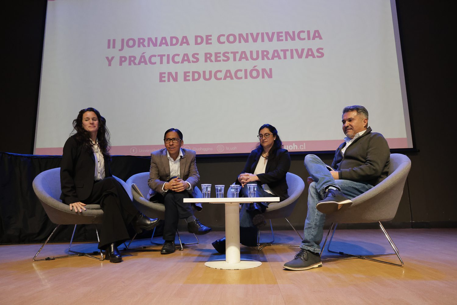 O’Higgins avanza en convivencia escolar: cerca de 200 profesionales se reunieron en jornada organizada por la UOH