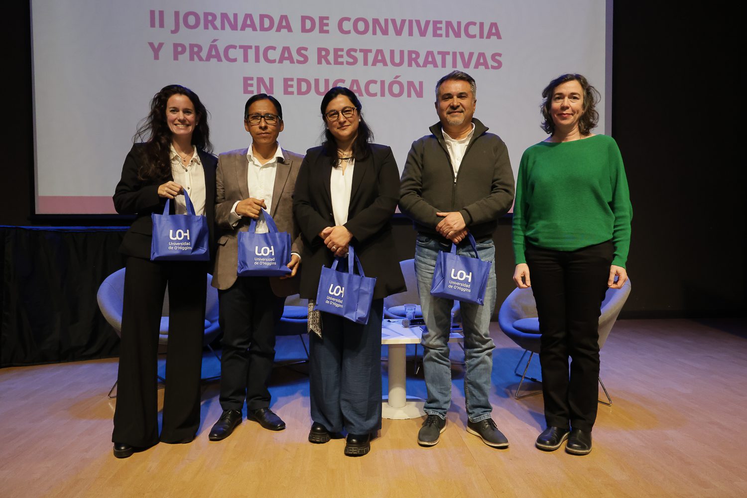 O’Higgins avanza en convivencia escolar: cerca de 200 profesionales se reunieron en jornada organizada por la UOH