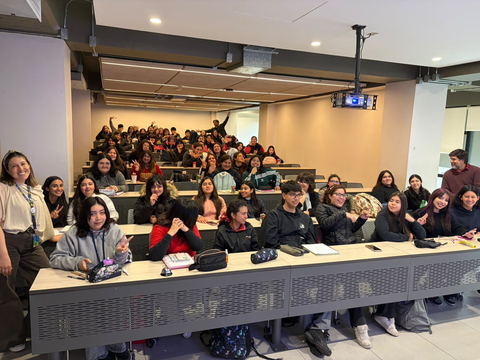 De la enseñanza media a la universidad: Programa Vocación Pedagógica fortalece la transición de sus estudiantes